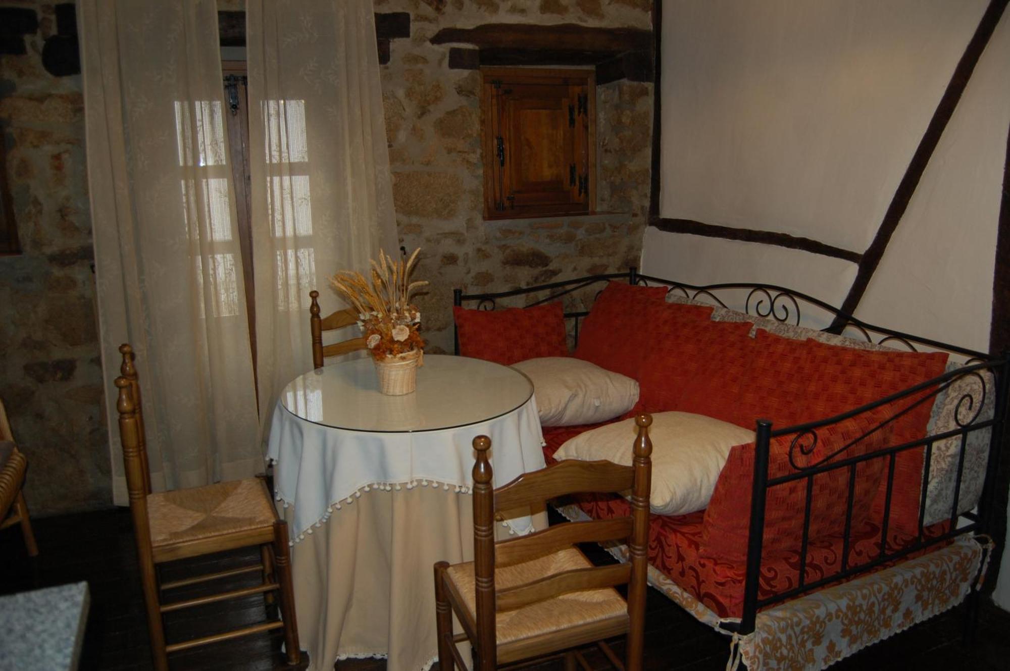 Apartamentos Rurales Tia Josefa Tornavacas Exterior photo